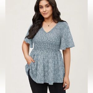 BloomChic Plus Size 2XL Ditsy Floral Shirred Ruffle Sleeve Elastic Waist Blouse